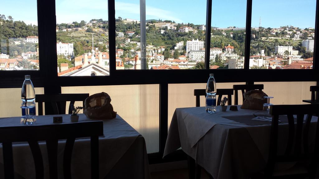 Hotel Duarte Bordighera Buitenkant foto