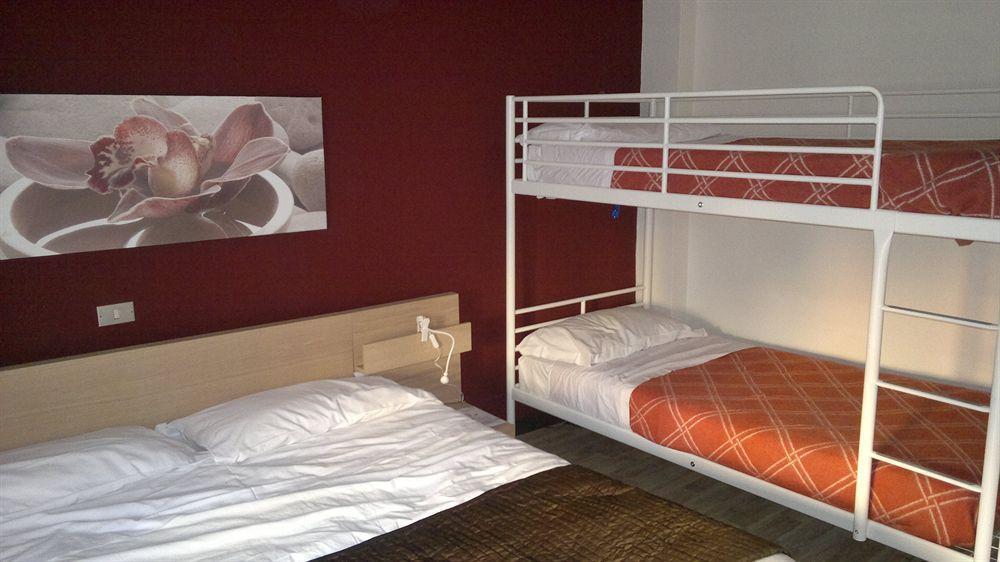 Hotel Duarte Bordighera Buitenkant foto