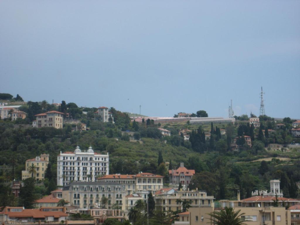 Hotel Duarte Bordighera Buitenkant foto