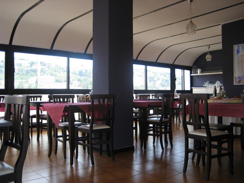 Hotel Duarte Bordighera Buitenkant foto