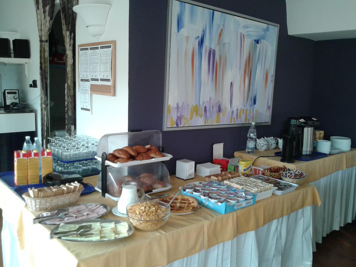 Hotel Duarte Bordighera Buitenkant foto
